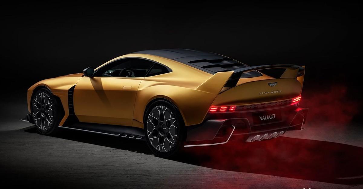 阿斯顿马丁翻盘红牛二队，塞恩斯关键制胜