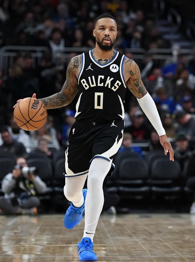 太阳轻取北京队,利拉德高光表现 太阳轻取北京队,利拉德高光表现