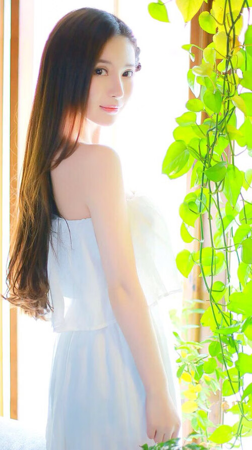 体育风云,篮球翻盘与赛车接管的激情碰撞